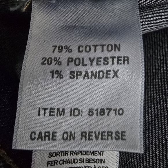 L.L. Bean Classic Fit Blue Jeans - Picture 4 of 4